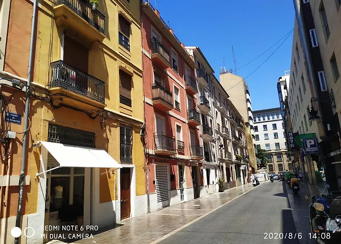 La Roqueta Completo En Pleno Centro Valencia