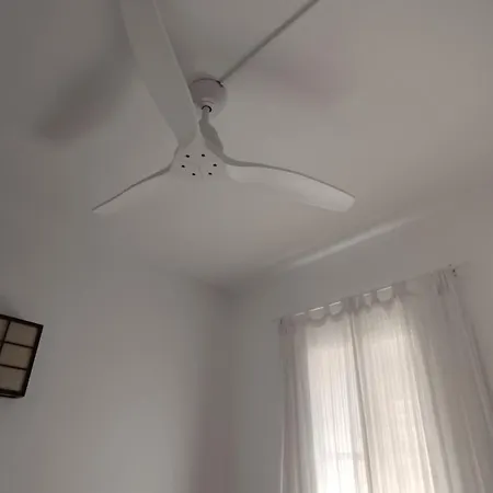 La Roqueta Completo En Pleno Centro Walencja