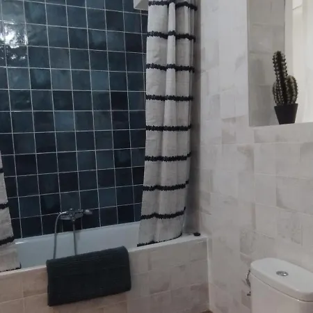 La Roqueta Completo En Pleno Centro Apartament