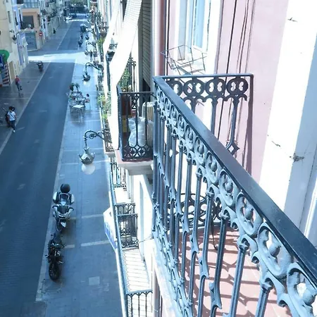 Daire La Roqueta Completo En Pleno Centro